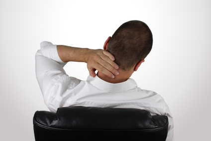 Nackenschmerzen - Ursachen und Behandlung